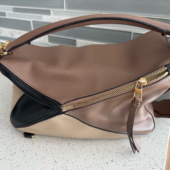 Loewe Tricolor Medium Puzzle Bag - Picture 2 of 8